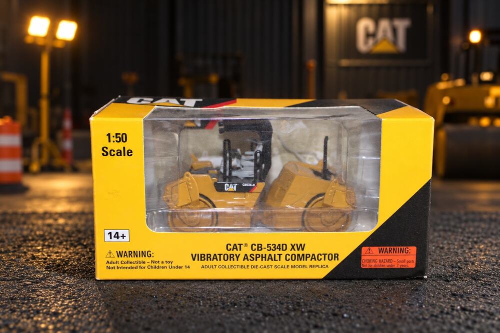 Norscot CAT CB-534D XW Asphalt Compactor 1:50 Diecast #55132